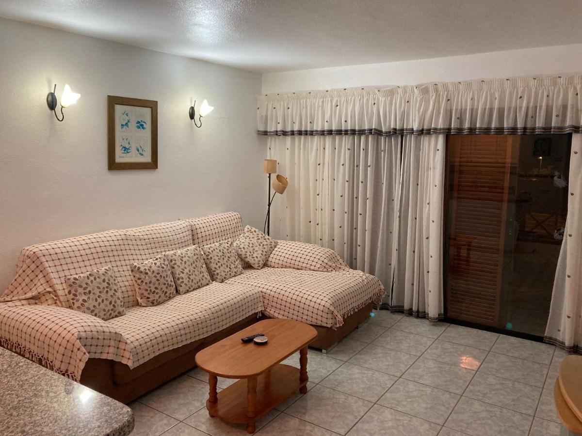 Victoria Court 2, Los Cristianos Guincho  Luaran gambar